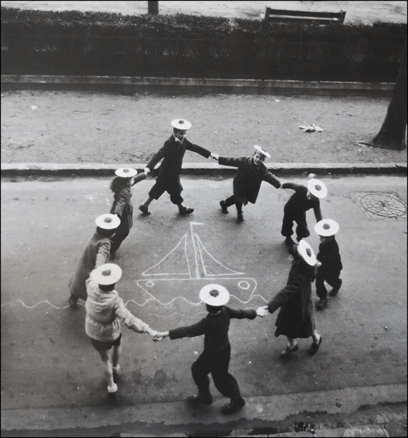 La ronde des pompons, 1955