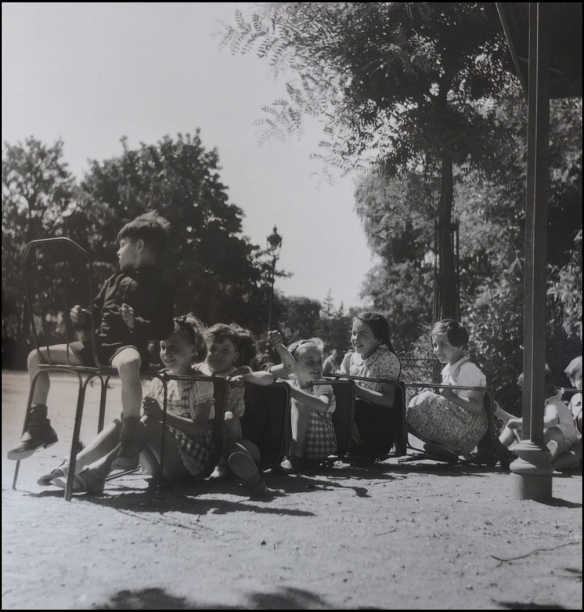 Le train de chaises des Tuileries, 1944 
