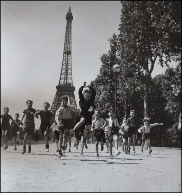 Le jardin du Champs de Mars, 1945
